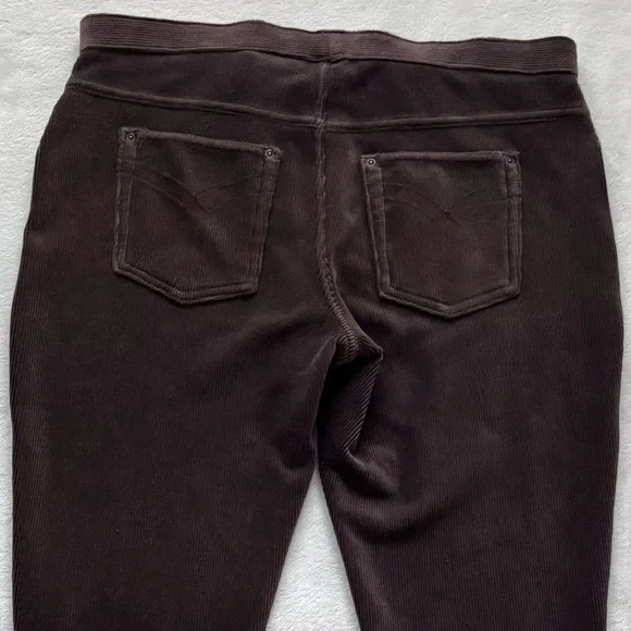 HUE Classic Brown Corduroy Mid-Rise Pull On Leggings--M - Picture 7 of 11